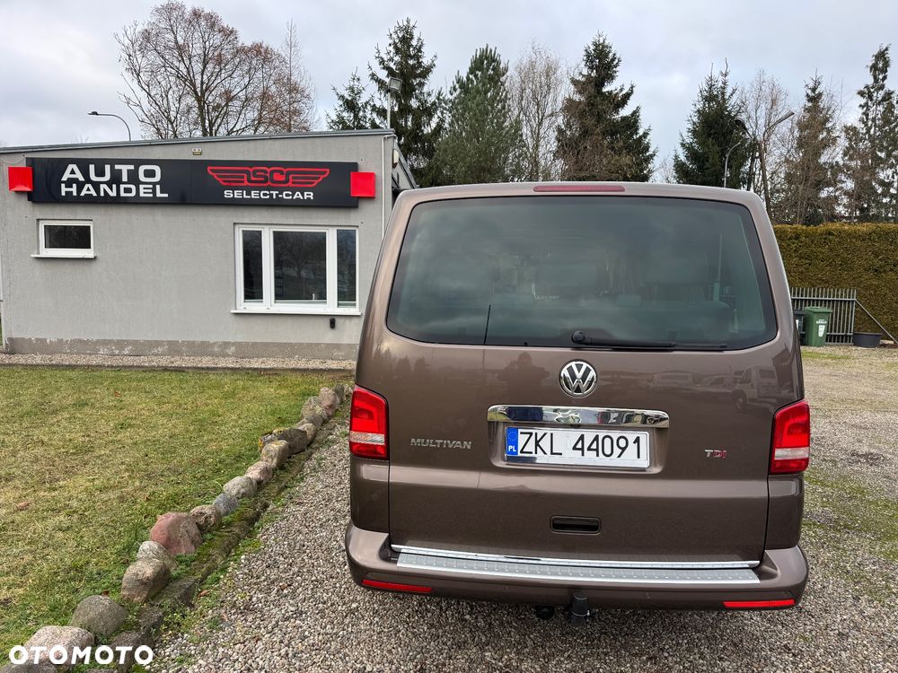 Volkswagen Multivan - 8