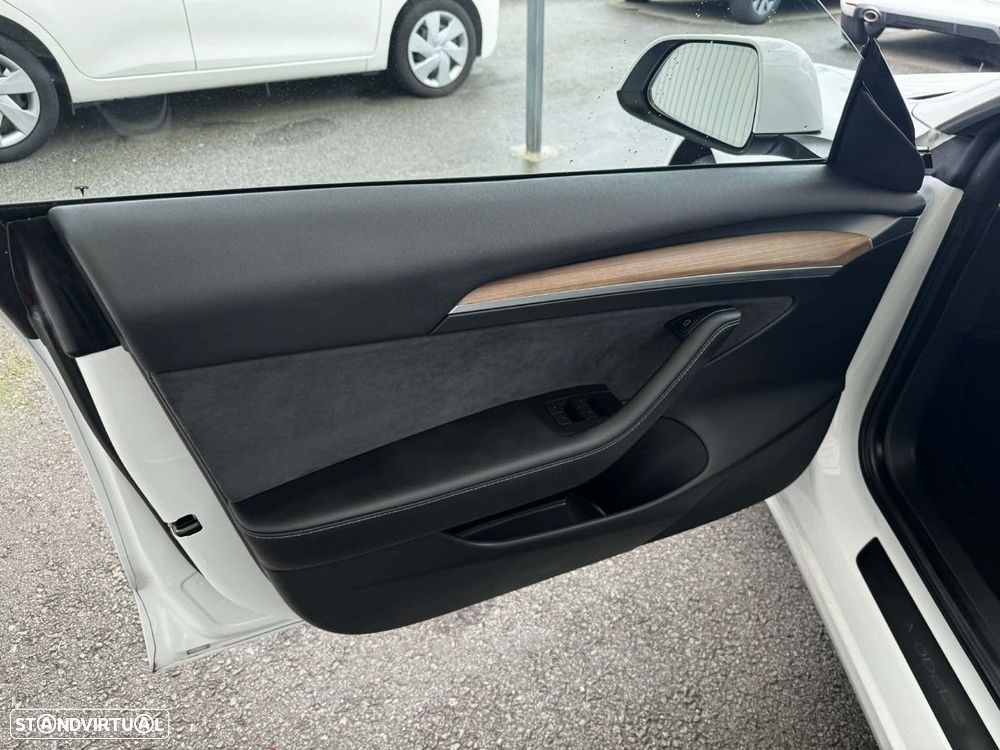 Tesla Model 3 Long Range AWD Dual Motor - 19