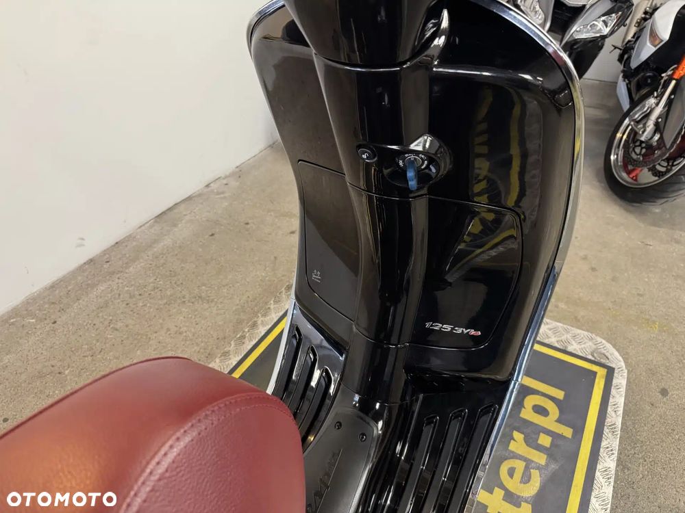 Vespa Primavera - 16