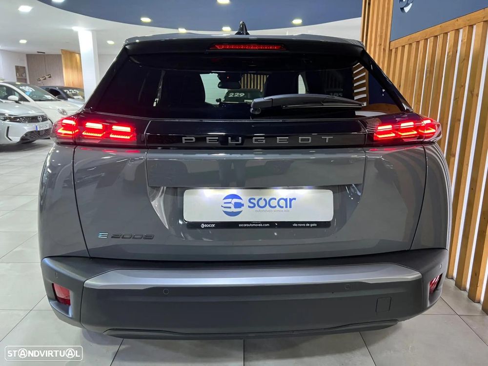Peugeot e-2008 54 kWh Allure - 10
