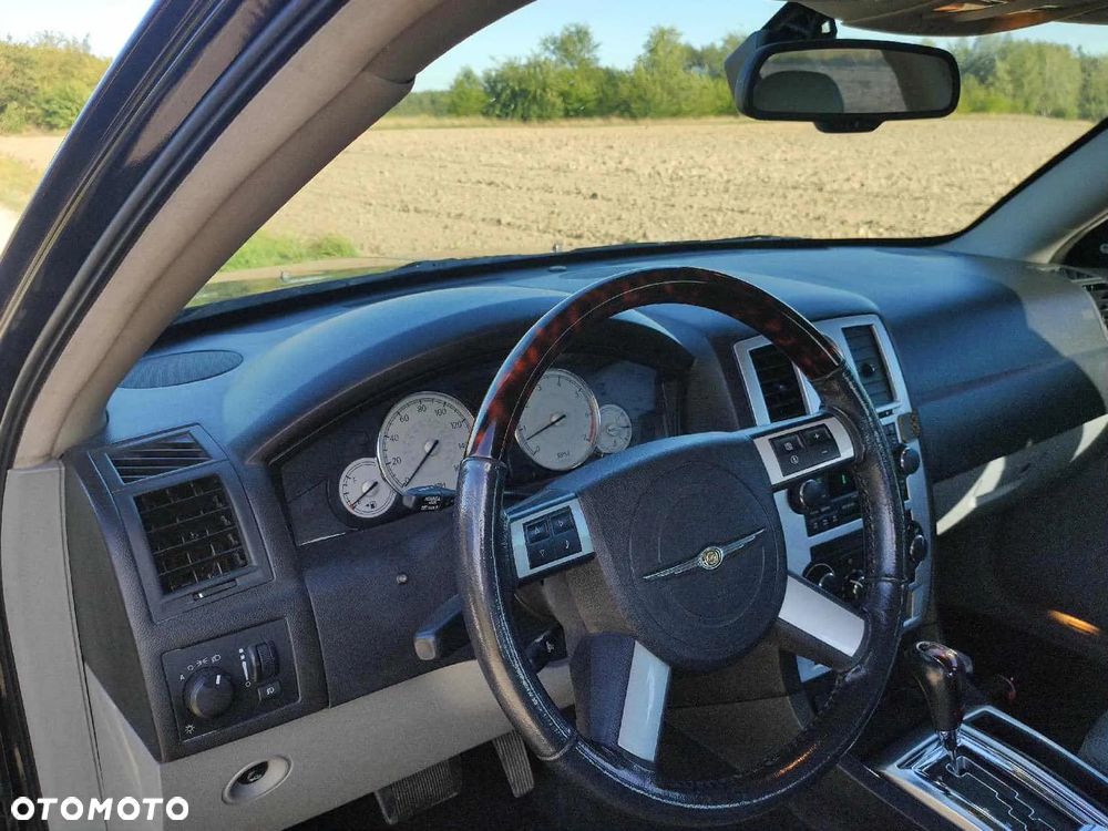 Chrysler 300C 5.7 V8 Hemi - 5