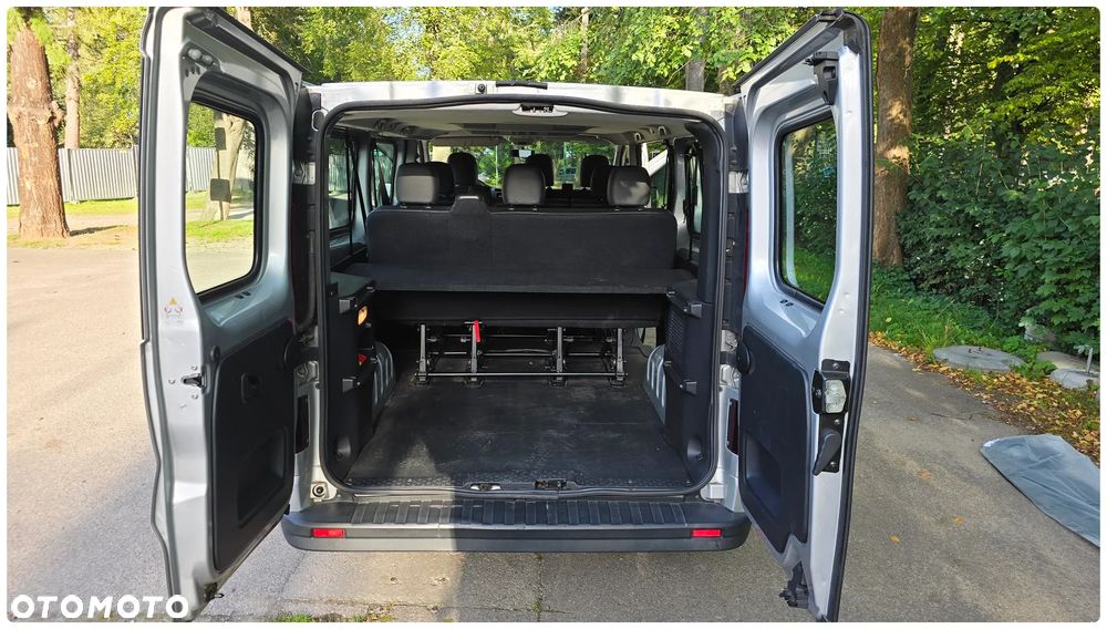 Opel Vivaro L2H1 2,9t Elegance - 18