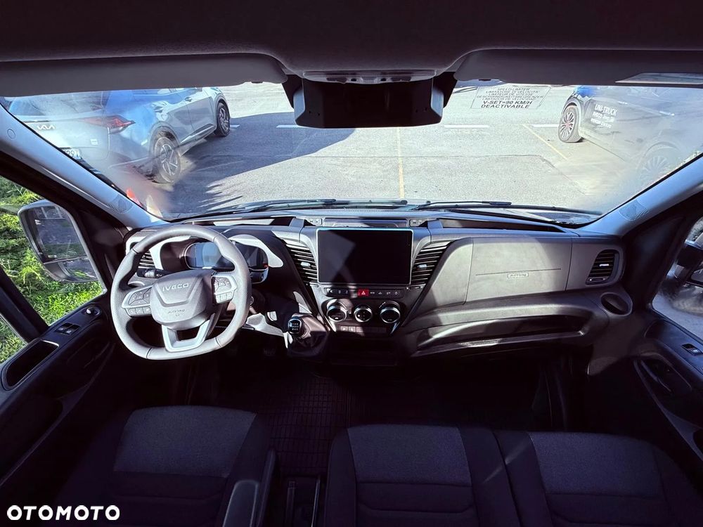 Iveco 35S18HV 7 OSOBOWY - 3 LITRY - 17