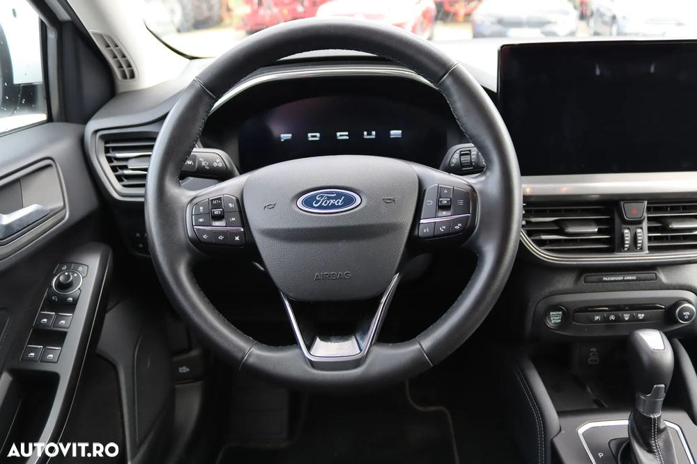 Ford Focus 1.0 EcoBoost MHEV Titanium - 13