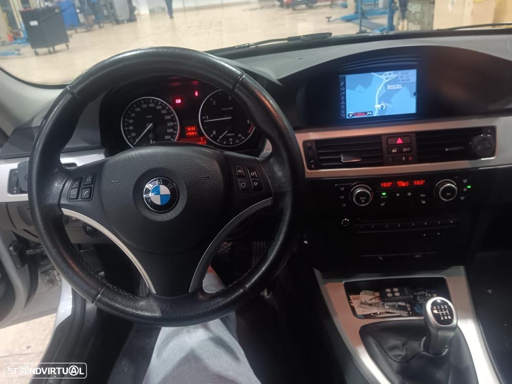 BMW 320 d Modern Line - 5