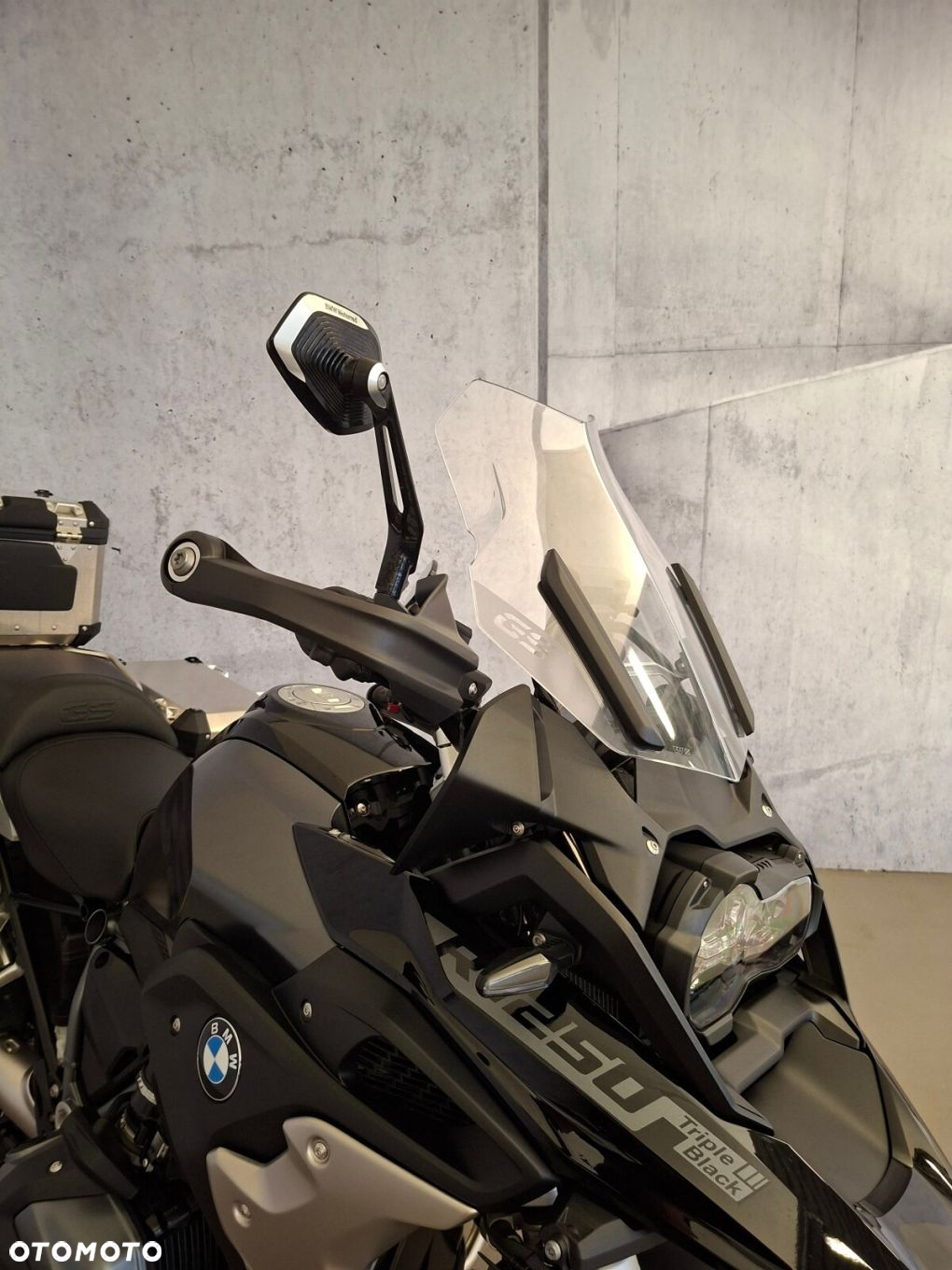 BMW R - 3