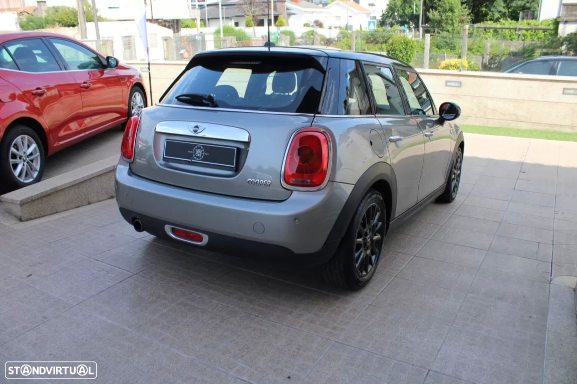 MINI 5 Portas Cooper Aut. - 5