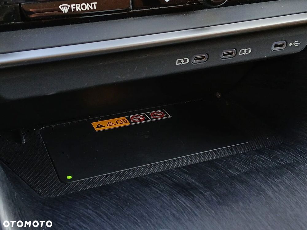 Lexus RZ 300e Prestige - 28