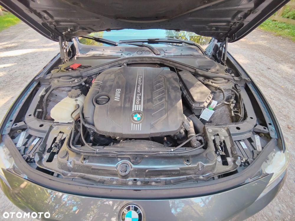 BMW Seria 3 330d xDrive Modern Line - 20