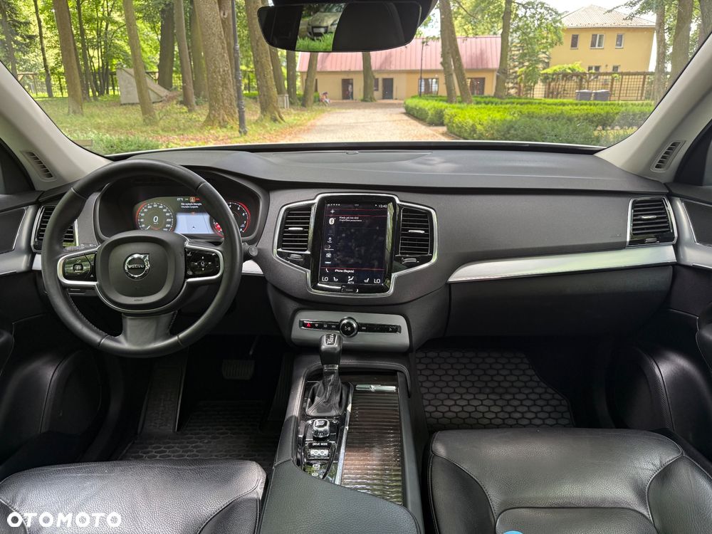 Volvo XC 90 T5 AWD Geartronic Momentum - 8