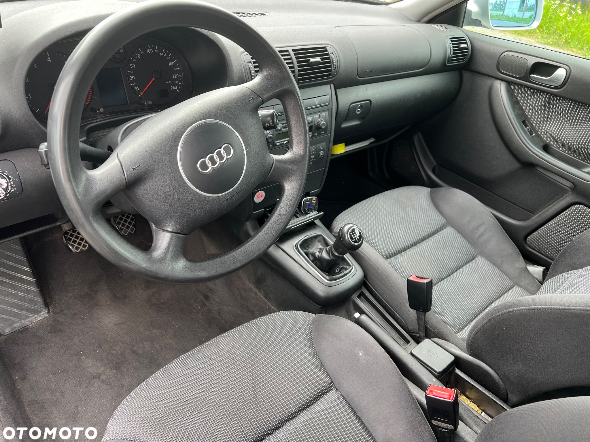 Audi A3 1.6 Ambiente - 6