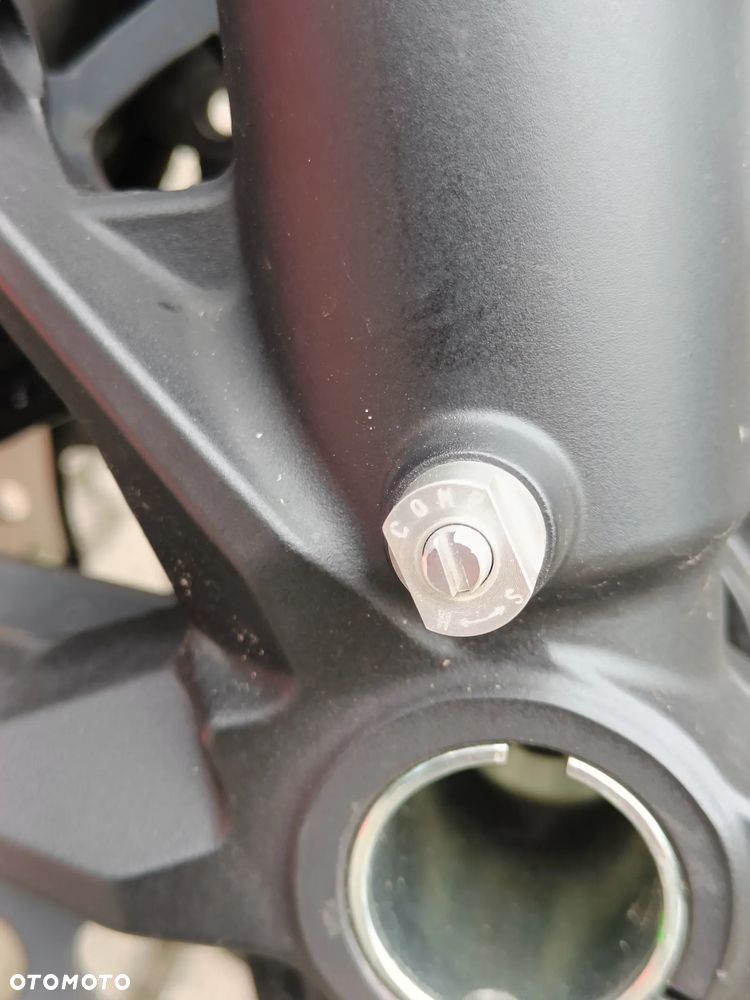 Ducati Monster - 20