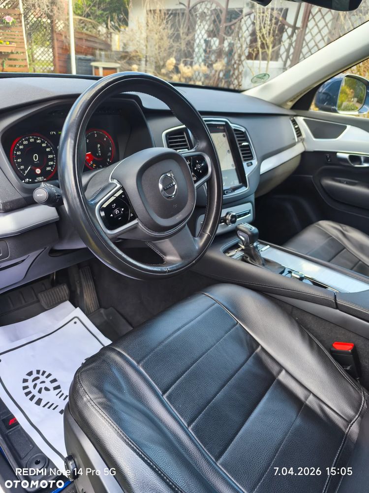 Volvo XC 90 D5 AWD Geartronic Momentum - 10
