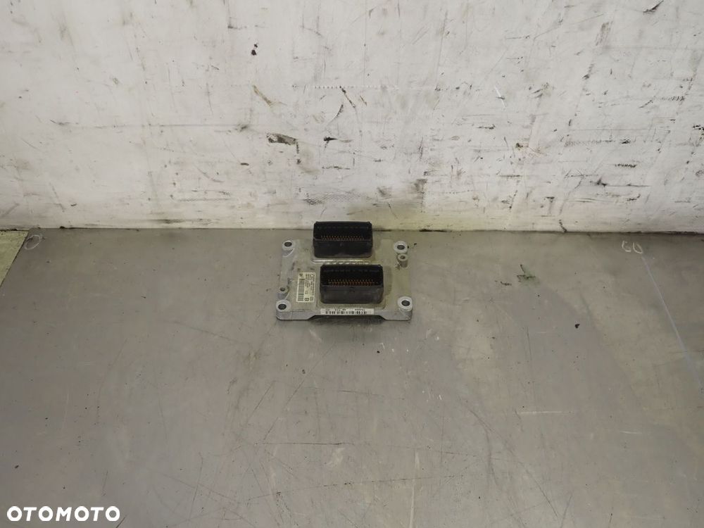 KOMPUTER SILNIKA OPEL CORSA C 1.7 8972406221 - 1