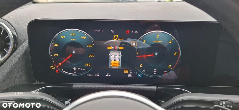 Mercedes-Benz GLA 200 d 4Matic 8G-DCT Style - 17