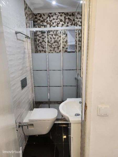 OPORTUNIDADE Vende- SE T2 Portas de Benfica Excelente OPORTUNIDADE - Grande imagem: 4/12