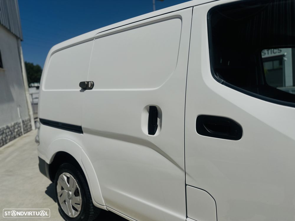 Nissan e-nv200 - 16