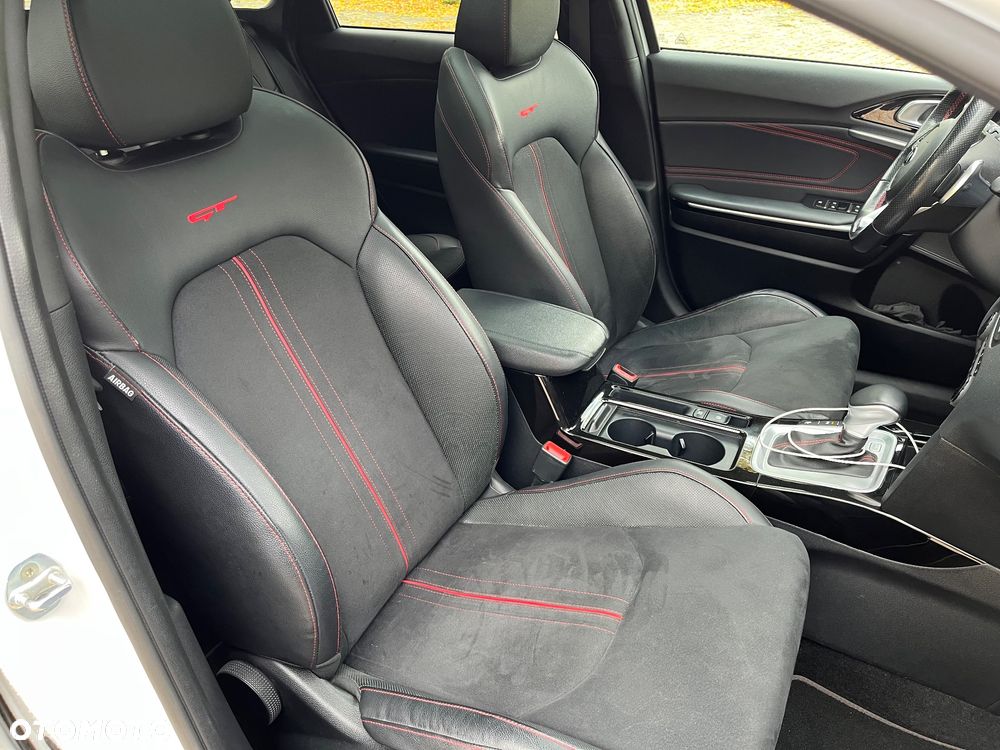 Kia Ceed 1.6 T-GDI DCT7 OPF GT - 15