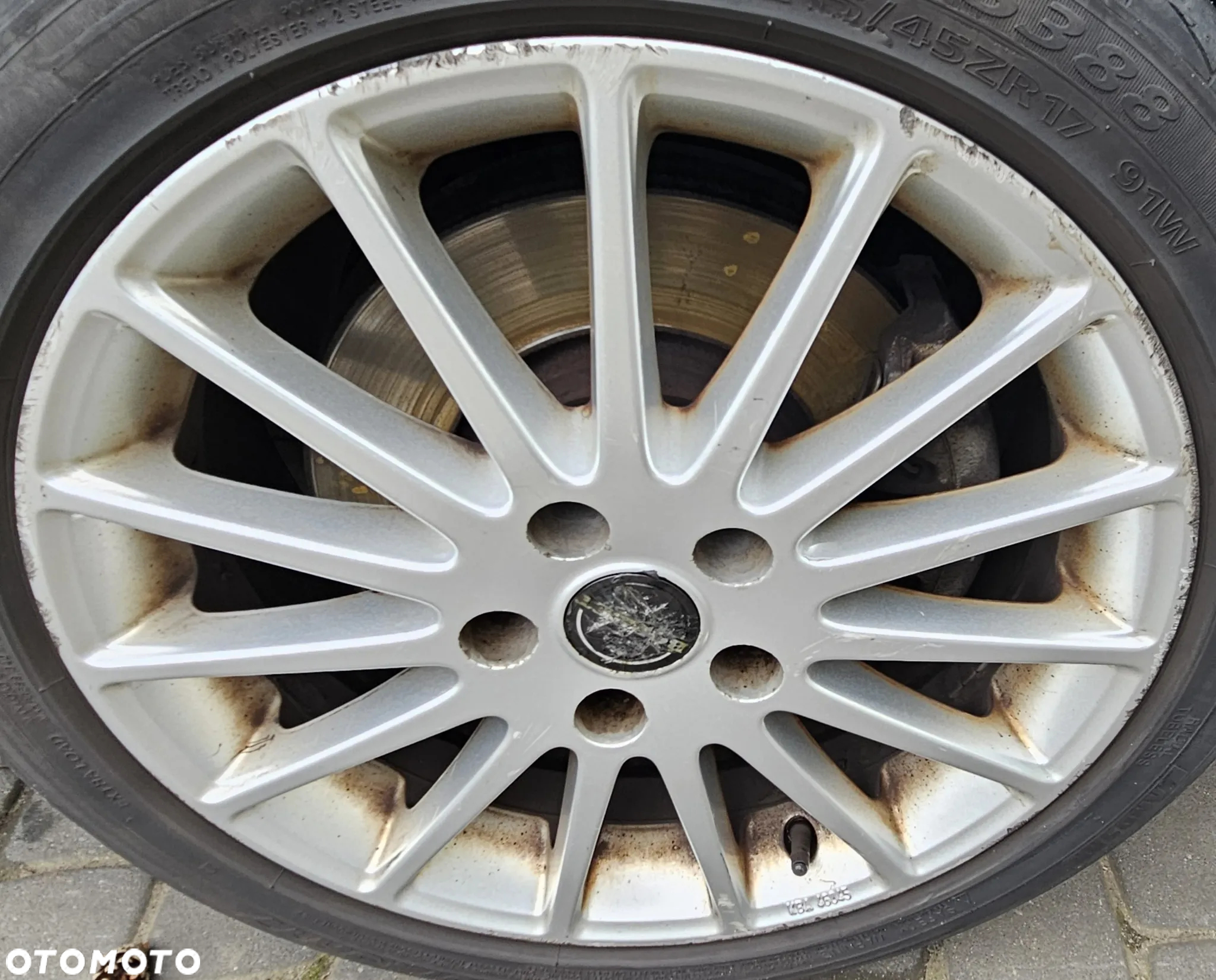 VW Golf 5 V Passat B6 B7  Alufelgi 17 ET45 5x112 - 4