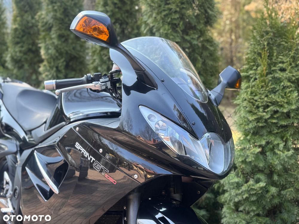 Triumph Sprint - 16