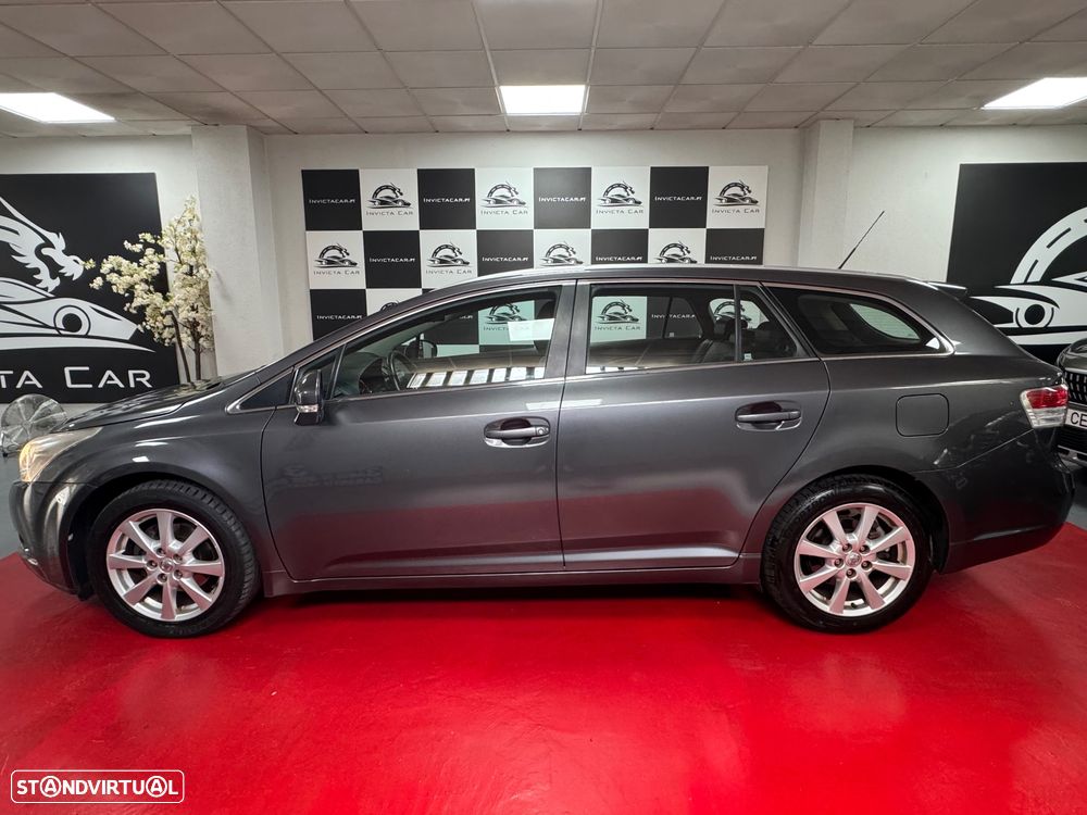 Toyota Avensis SW 2.0 D-4D Exclusive +Pele+GPS - 5