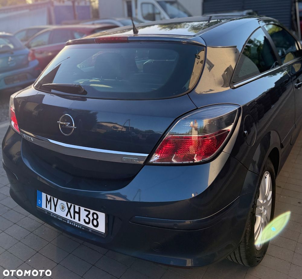 Opel Astra 1.6 Edition 111 Jahre - 13