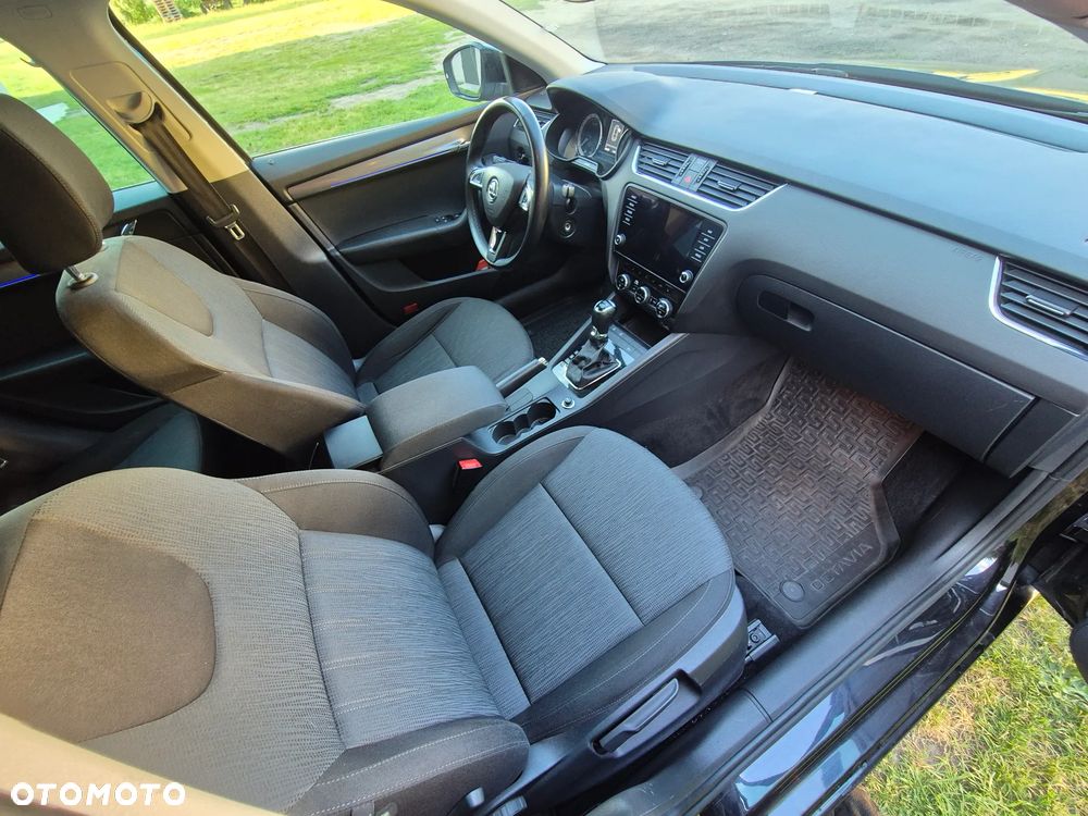 Skoda Octavia 2.0 TDI Style DSG - 14