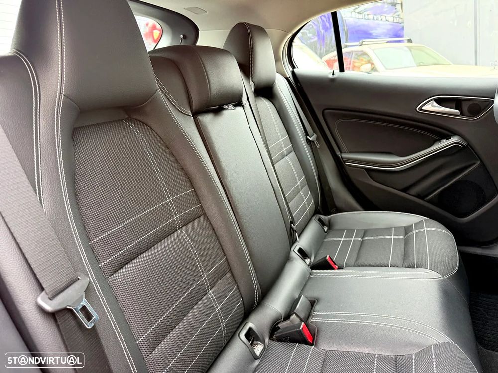 Mercedes-Benz GLA 180 CDI - 30