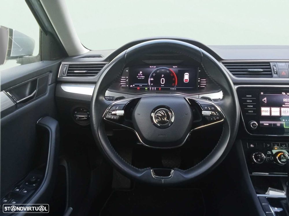 Skoda Superb Break 2.0 TDI DSG - 13