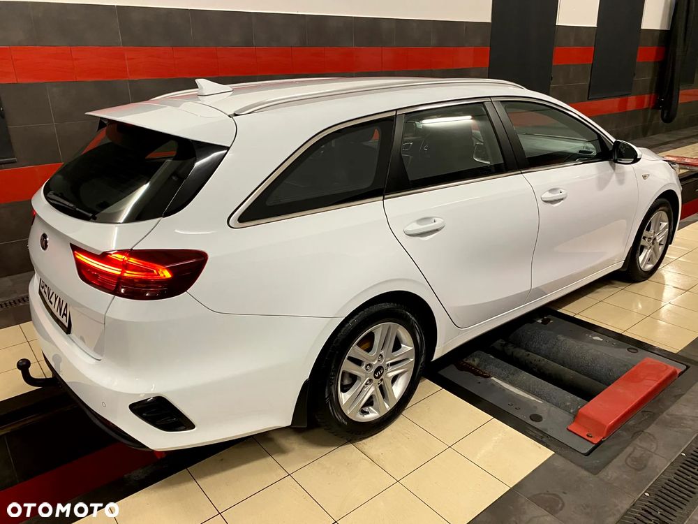 Kia Ceed 1.5 T-GDI DCT7 OPF Platinum Edition - 12
