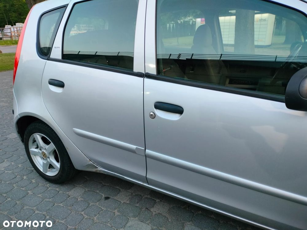 Mitsubishi Colt 1.1 - 8