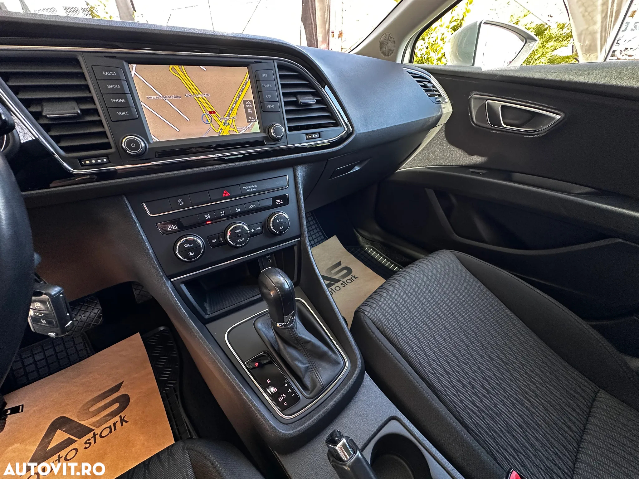 Seat Leon ST 1.6 TDI Start&Stop DSG Style - 25