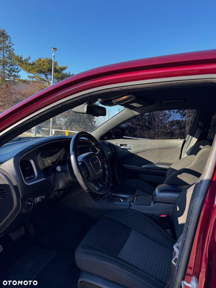 Dodge Charger 5.7 R/T - 4