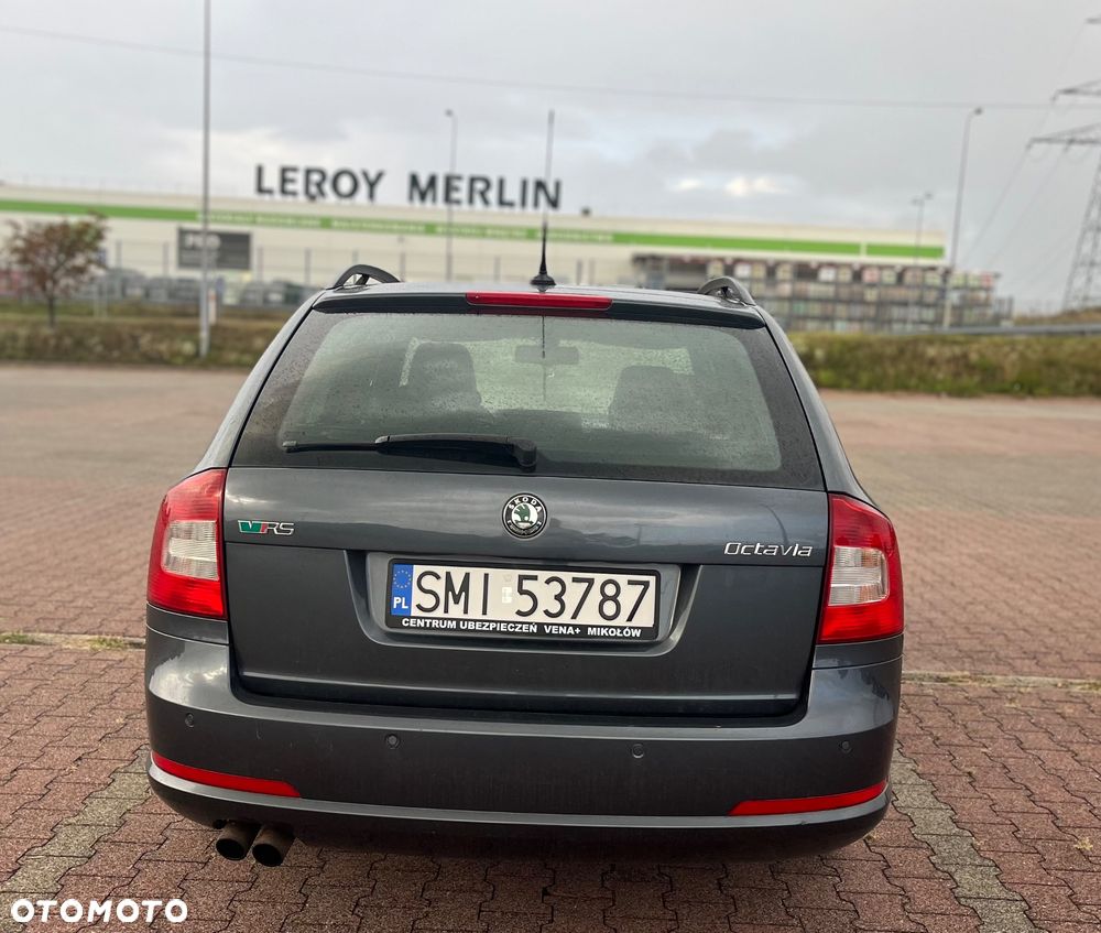 Skoda Octavia 2.0 TDI DPF RS DSG - 6