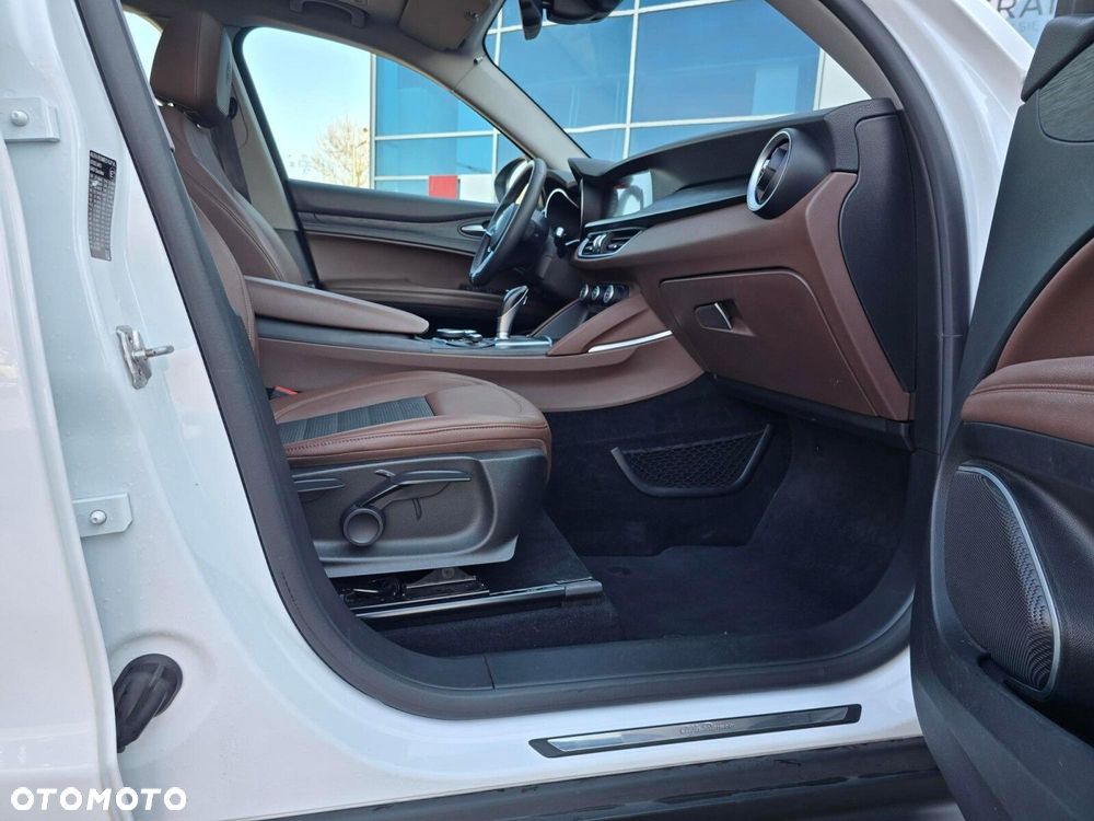 Alfa Romeo Stelvio 2.0 Turbo Super Q4 - 17