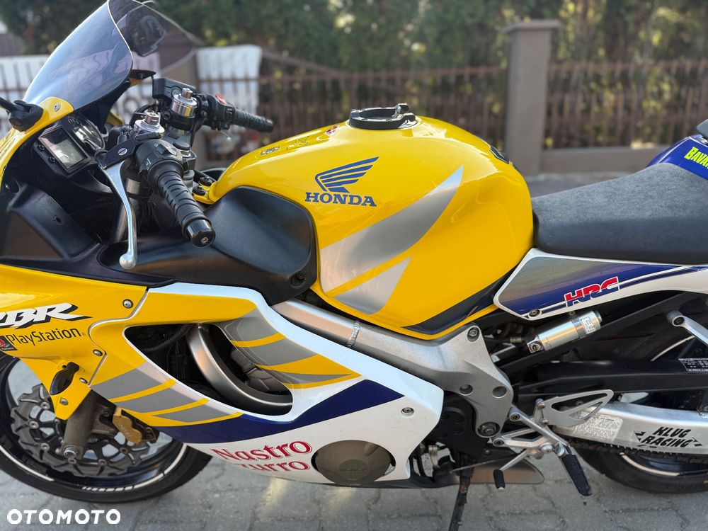 Honda CBR - 26