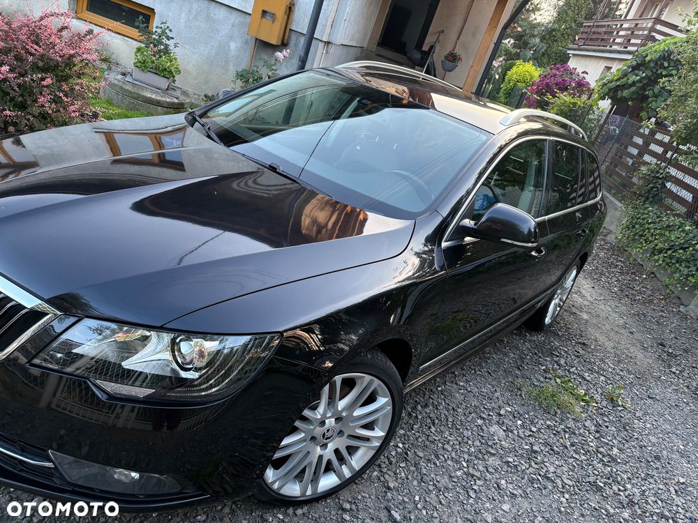 Skoda Superb 2.0 TDI Platinum DSG - 3