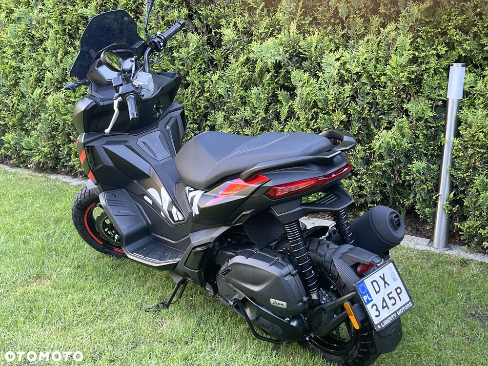 Aprilia SR - 5