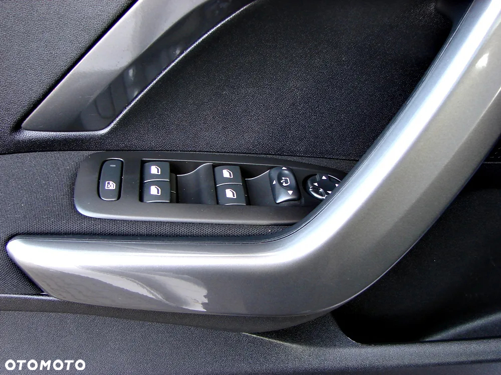 Peugeot 2008 1.2 Pure Tech Style EU6 - 35