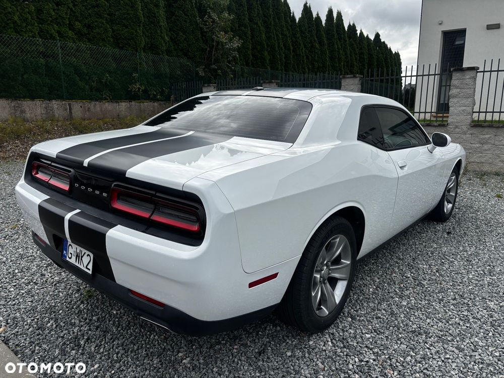Dodge Challenger Automatik SXT Plus - 11