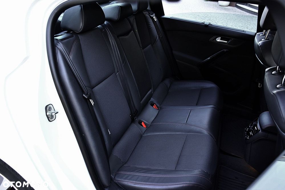 Peugeot 508 1.6 e-THP Active S&S - 39