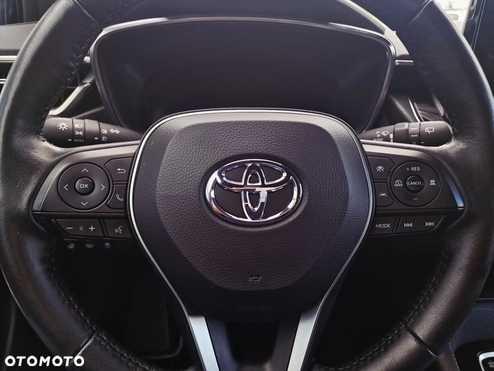 Toyota Corolla 1.8 Hybrid Executive - 26