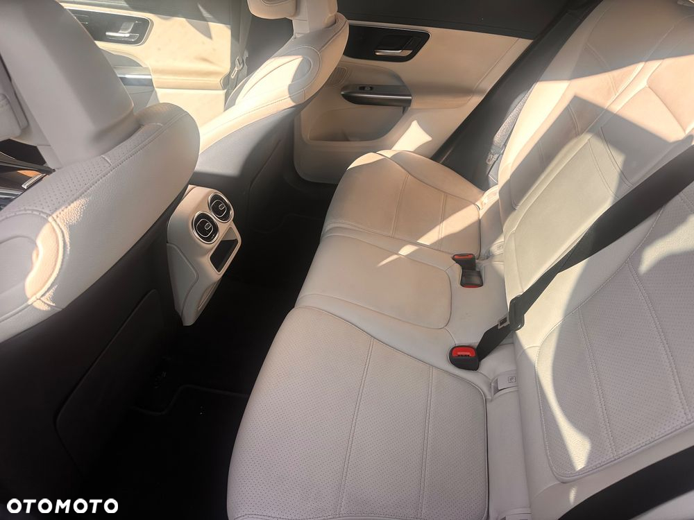 Mercedes-Benz GLC - 7