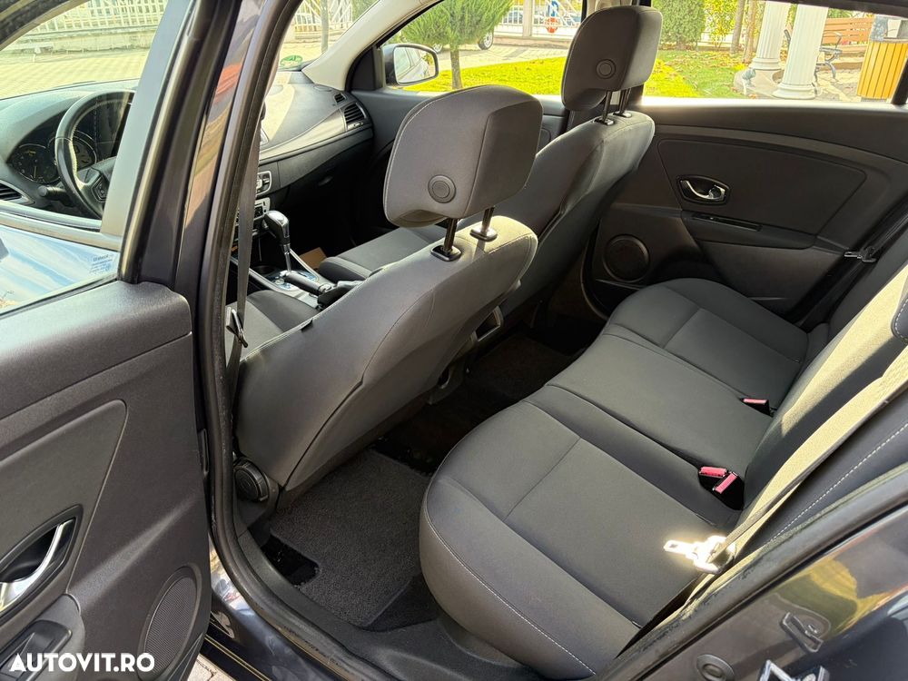 Renault Megane ver-1-5-dci-dynamique-aut- - 11