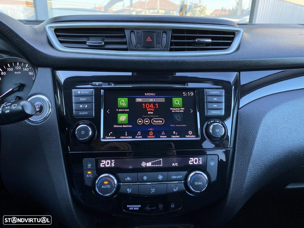 Nissan Qashqai 1.5 dCi N-Connecta J18 - 11