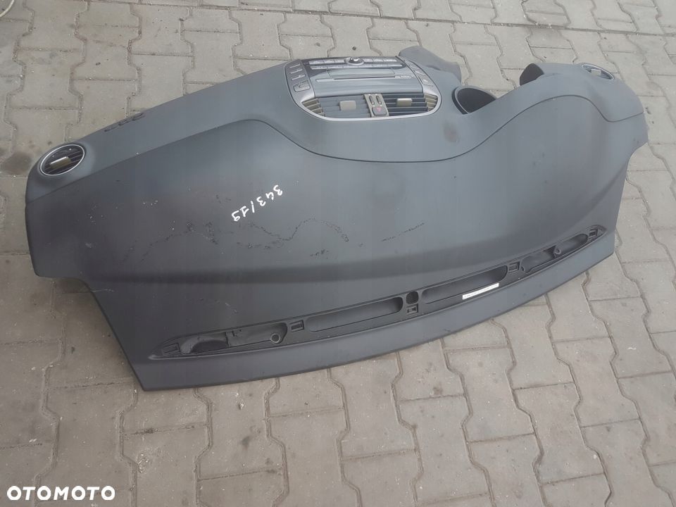 Deska rozdzielcza konsola Fiat Bravo II porysowana - 2