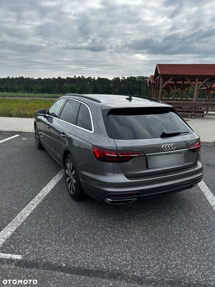 Audi A4 Avant - 10