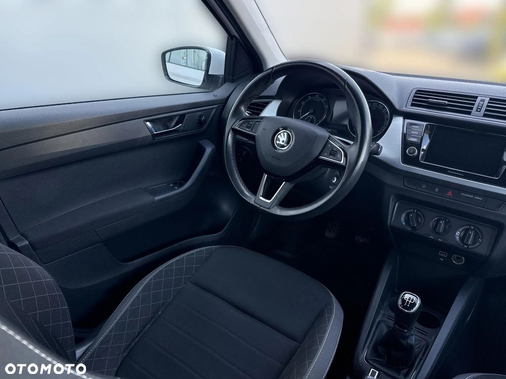 Skoda Fabia 1.0 TSI Ambition - 10