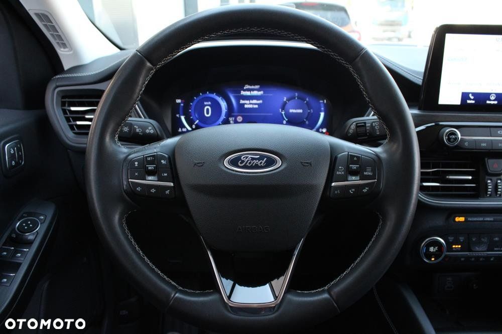 Ford Kuga - 23