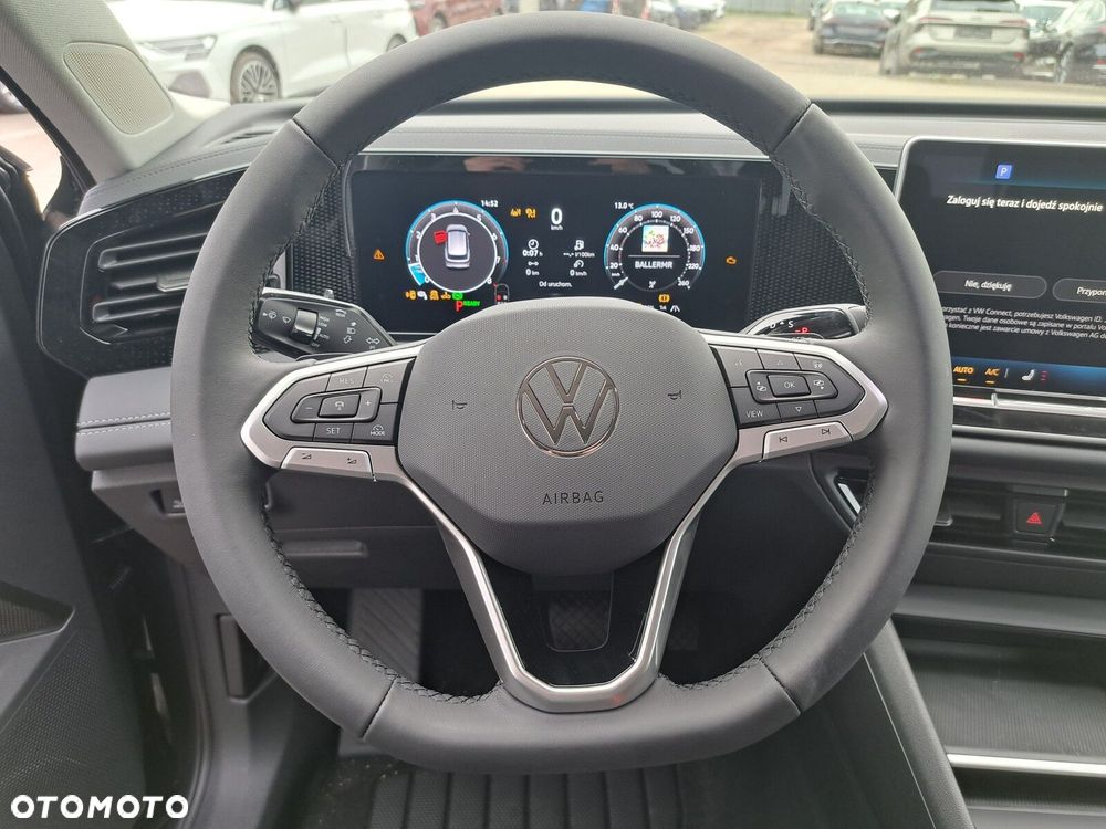 Volkswagen Tiguan - 17
